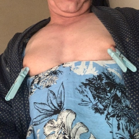 Sissynipple69