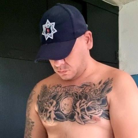 PoliAdicto