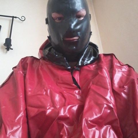 PVC-Regencapelover80
