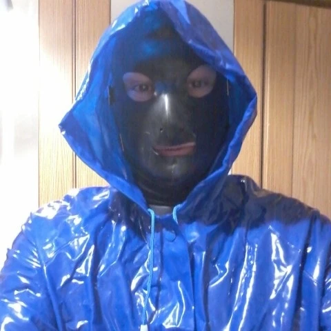 PVC-Regencapelover80