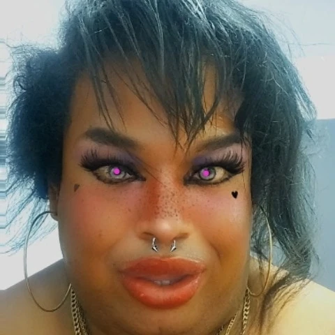 Amirahmonae09