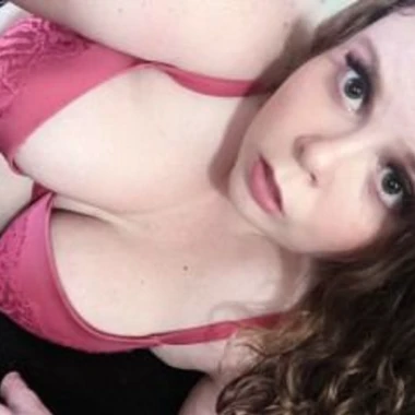 YourcurvyLolly