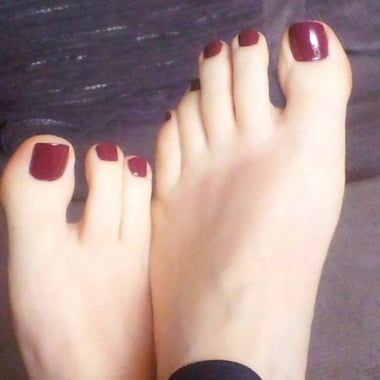 Feet_Wife69