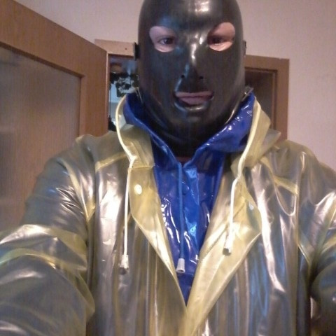 PVC-Regencapelover80