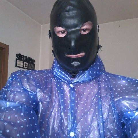 PVC-Regencapelover80