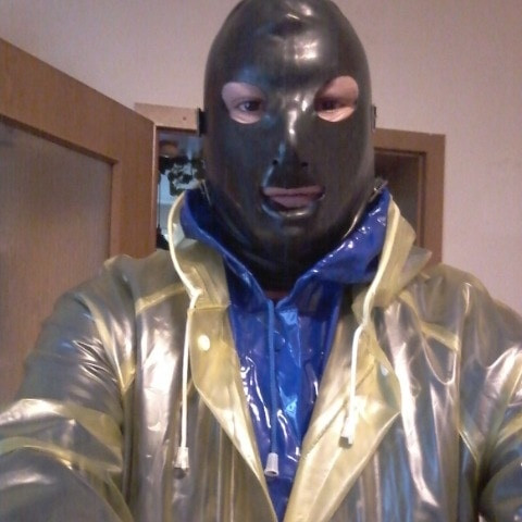 PVC-Regencapelover80