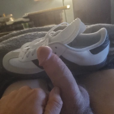 Ellie69