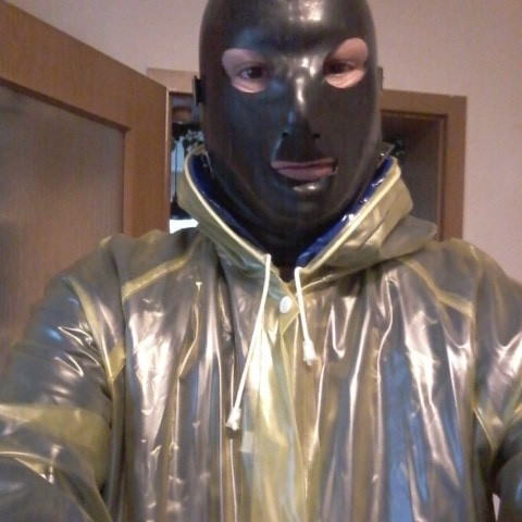 PVC-Regencapelover80