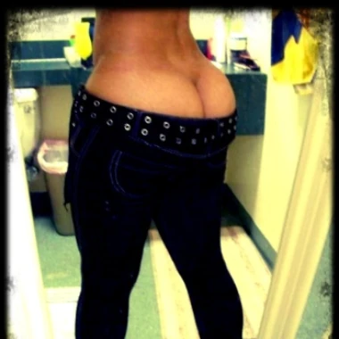 LatinaBitch030