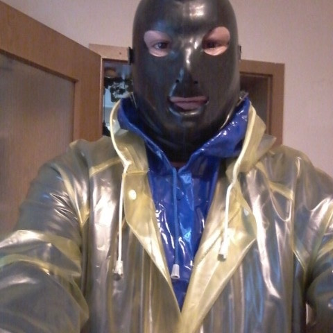 PVC-Regencapelover80