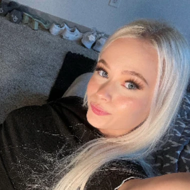 Blondebabe03