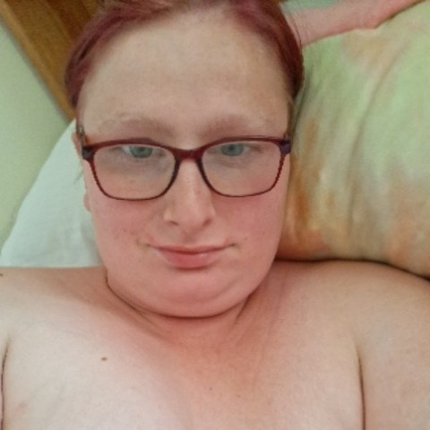 Hornylezslutlani23