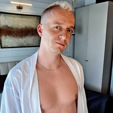 Billy_Frost