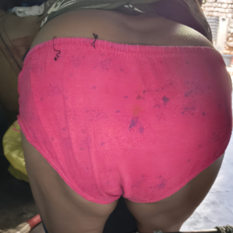 Desiputi7516