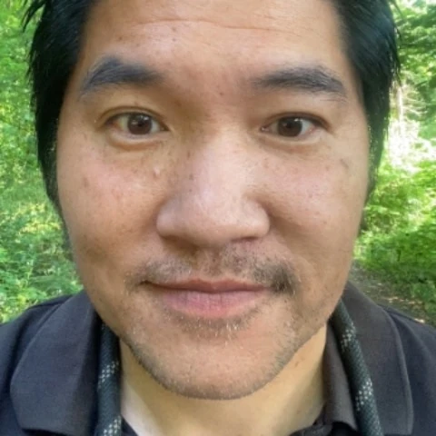 Asianlikesbigdick