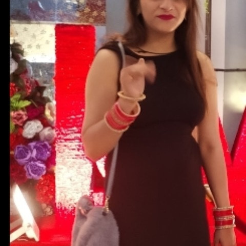 Hotwifeasmita69