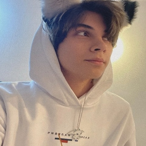 k0sta10