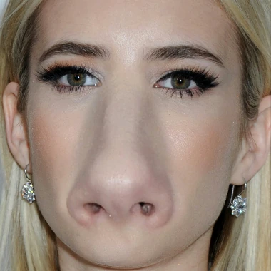 BustinForEmmaRoberts