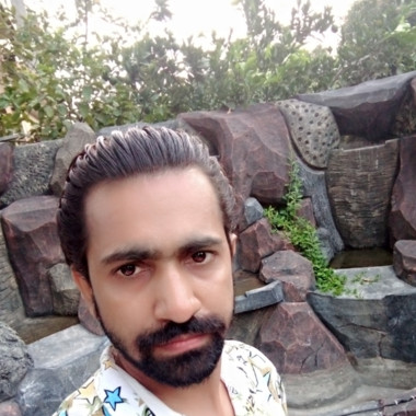 Saqib1242