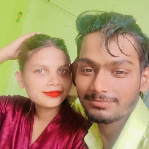 Ro_sax_player