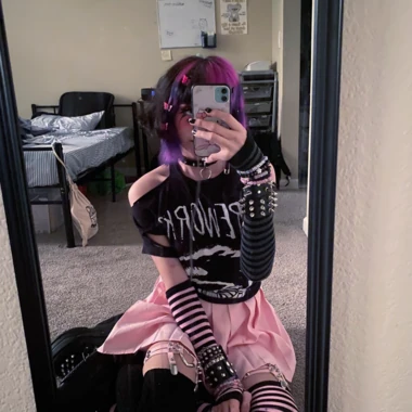 Juelia_Sissy