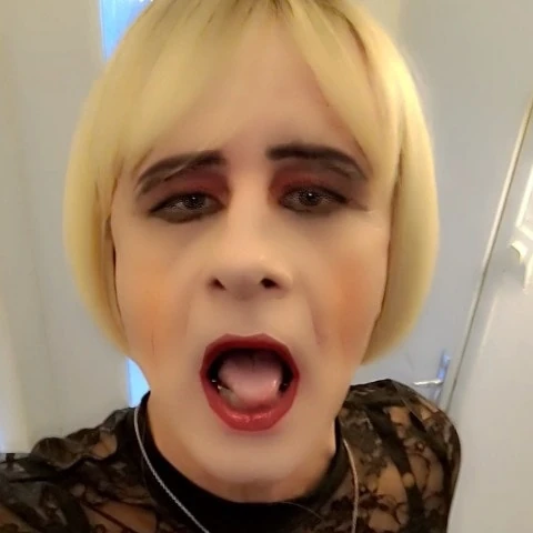 Carole74