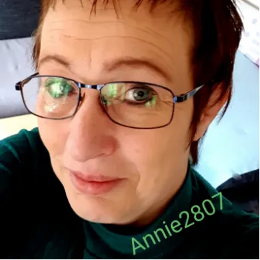 Annie2807