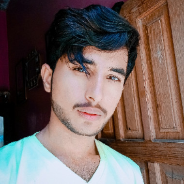 Pakistanihotboy18