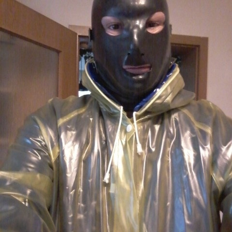 PVC-Regencapelover80