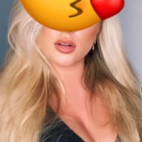 Petiteblonde25