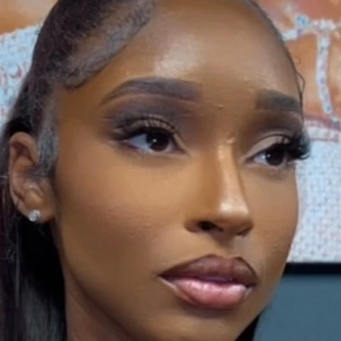 Thisracquel