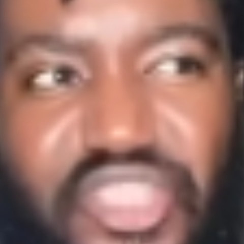 Iwannaeat33