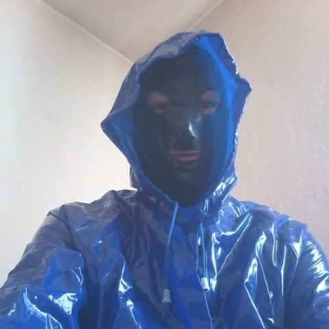 PVC-Regencapelover80