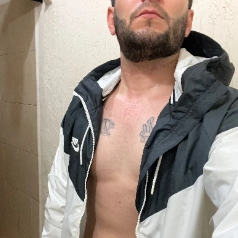 Alex08524