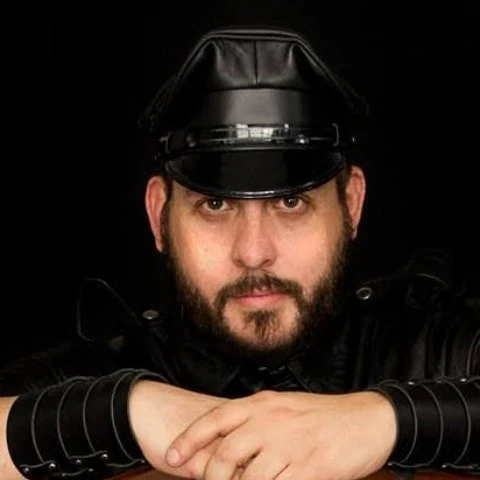 Leatherccs