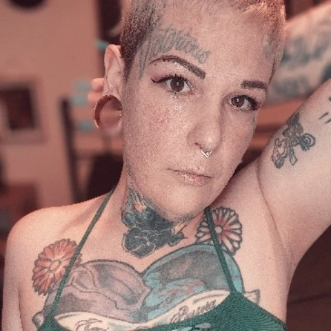 VeannaLee