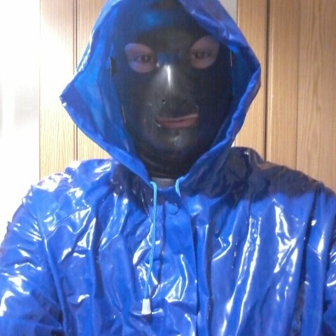 PVC-Regencapelover80