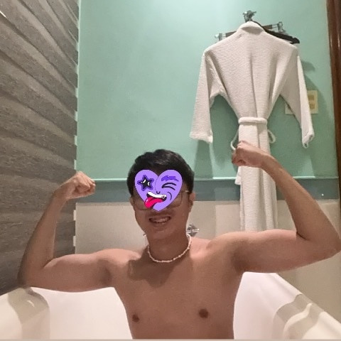 Sleepysexypillar05