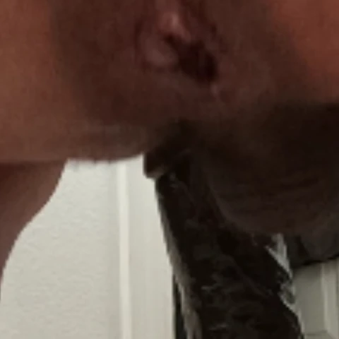 Hugetoiboy