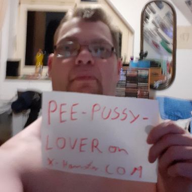 Pee-Pussy-Lover