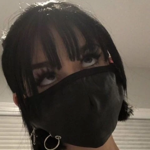 seductive_lea