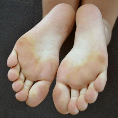 CuteFeet187