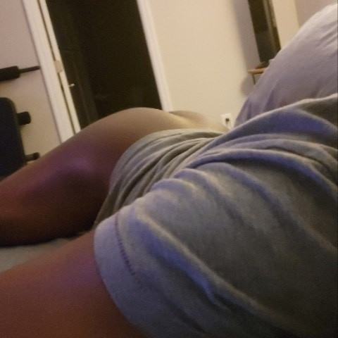 Hornybottom91