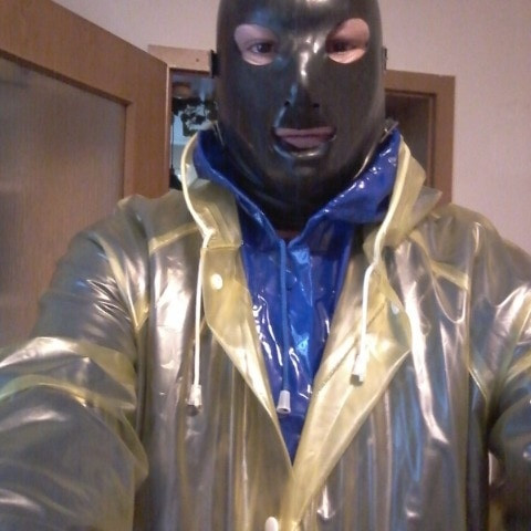 PVC-Regencapelover80