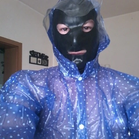 PVC-Regencapelover80