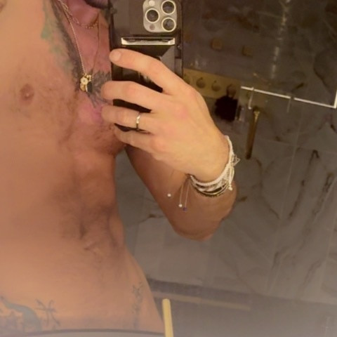 boysinherecumming