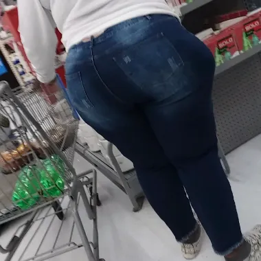 widehipsNthicklegs