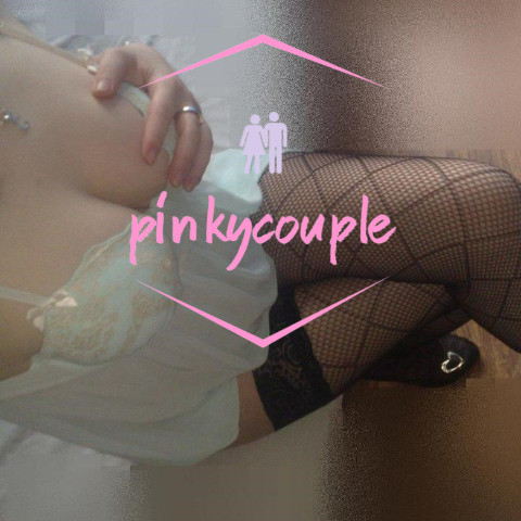 pinky-couple