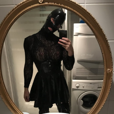 latexwhore88