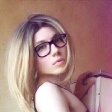 Delphine19